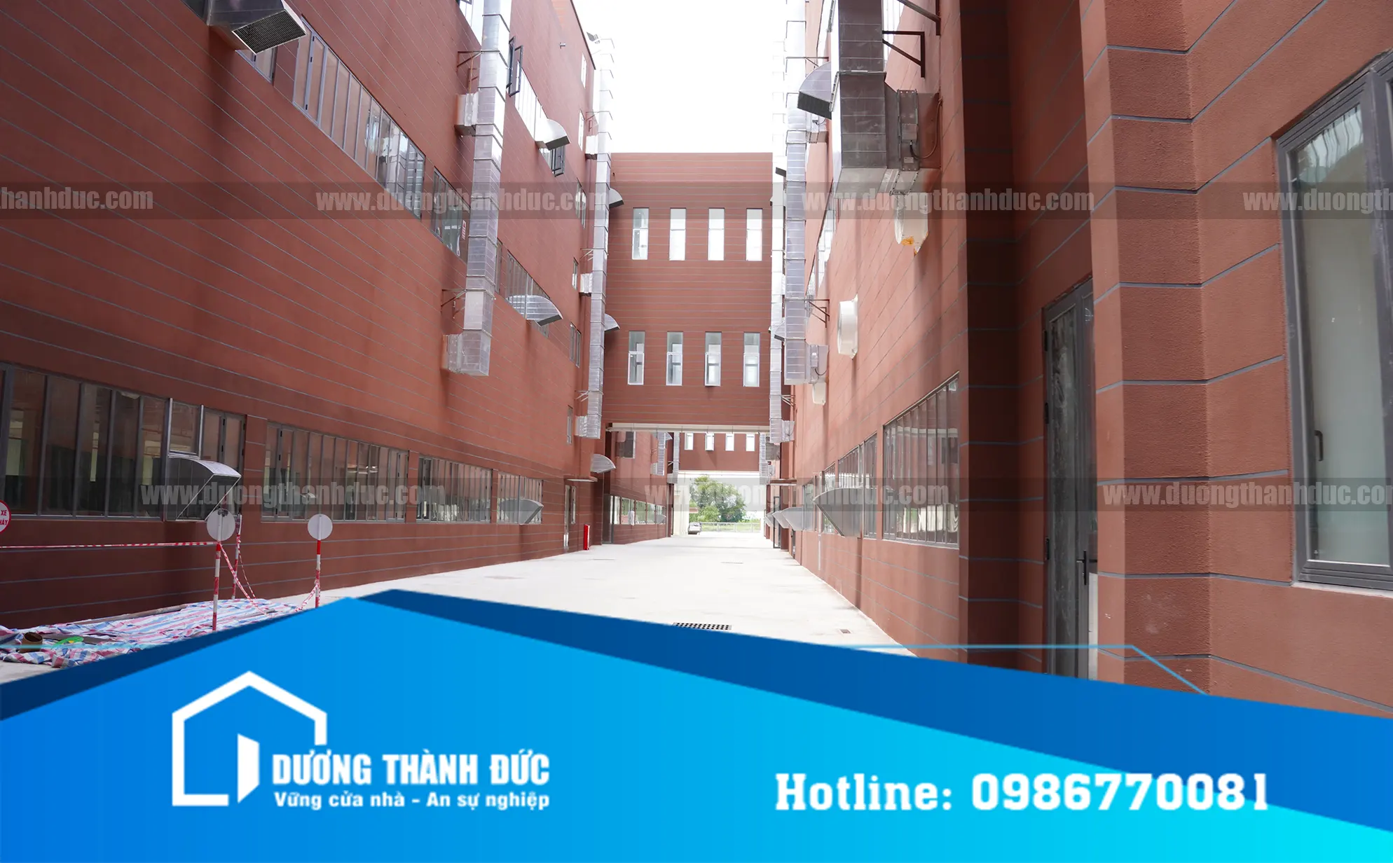 Nhôm Kính Nhà Xưởng Và Cửa Cuốn Công Nghiệp