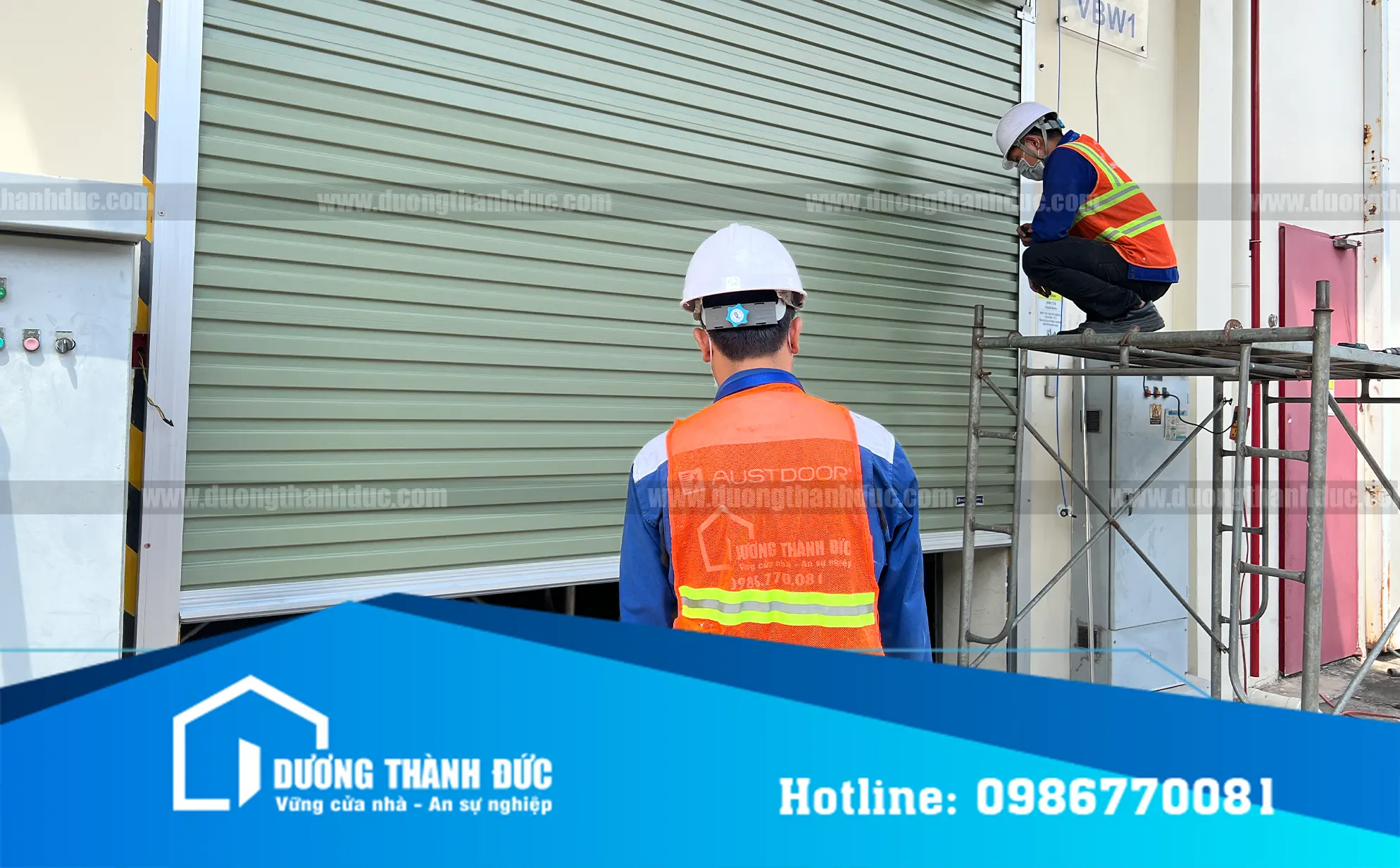 Hình Ảnh Thực Tế Lắp Đặt Cửa Cuốn Tấm Liền Austdoor Cho Nhà Xưởng Virbac – KCN Sông Mây, Đồng Nai