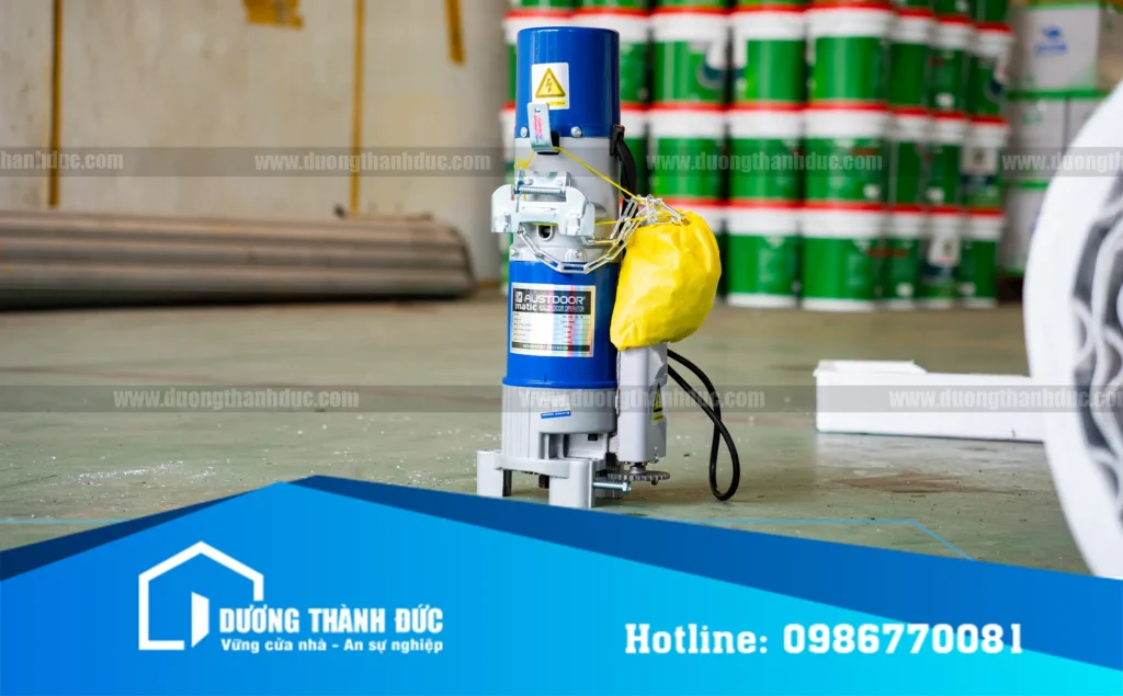 Motor Cửa Cuốn Thép Siêu Trường