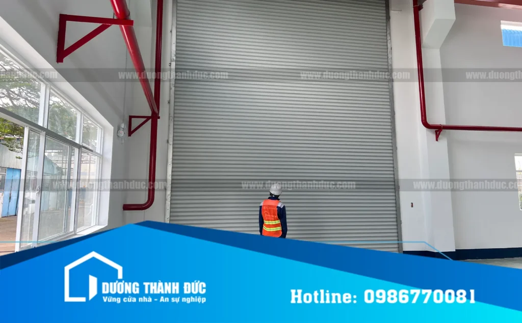 Nan Cửa Cuốn Sơn tĩnh Điện