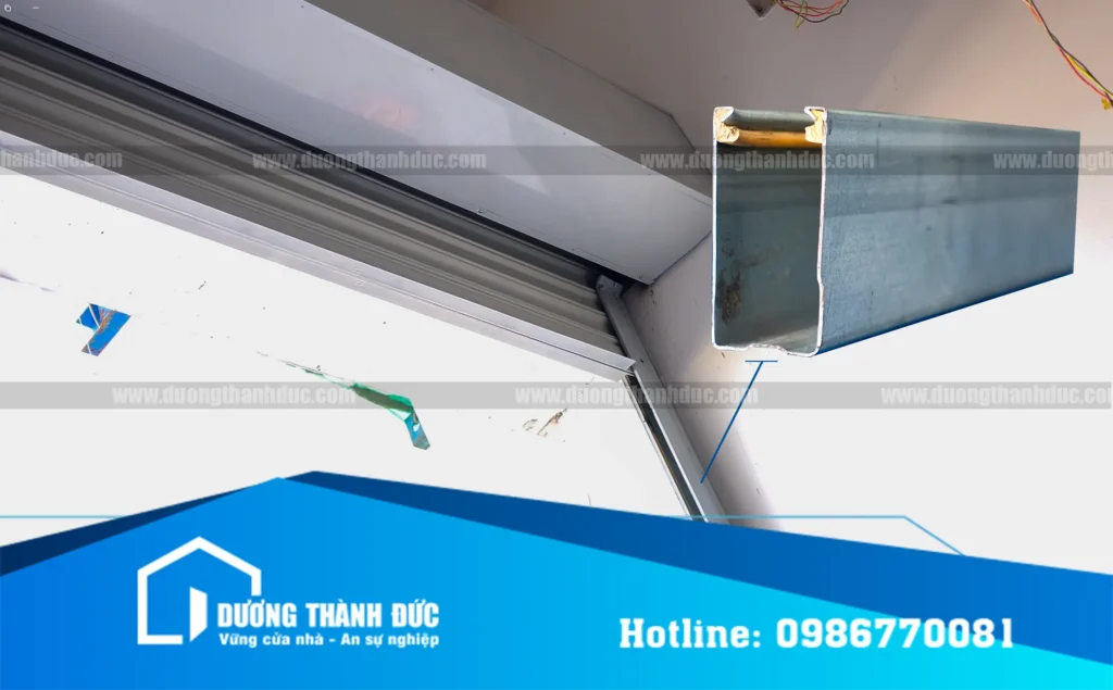 Ray Cửa Cuốn Nhà Xưởng