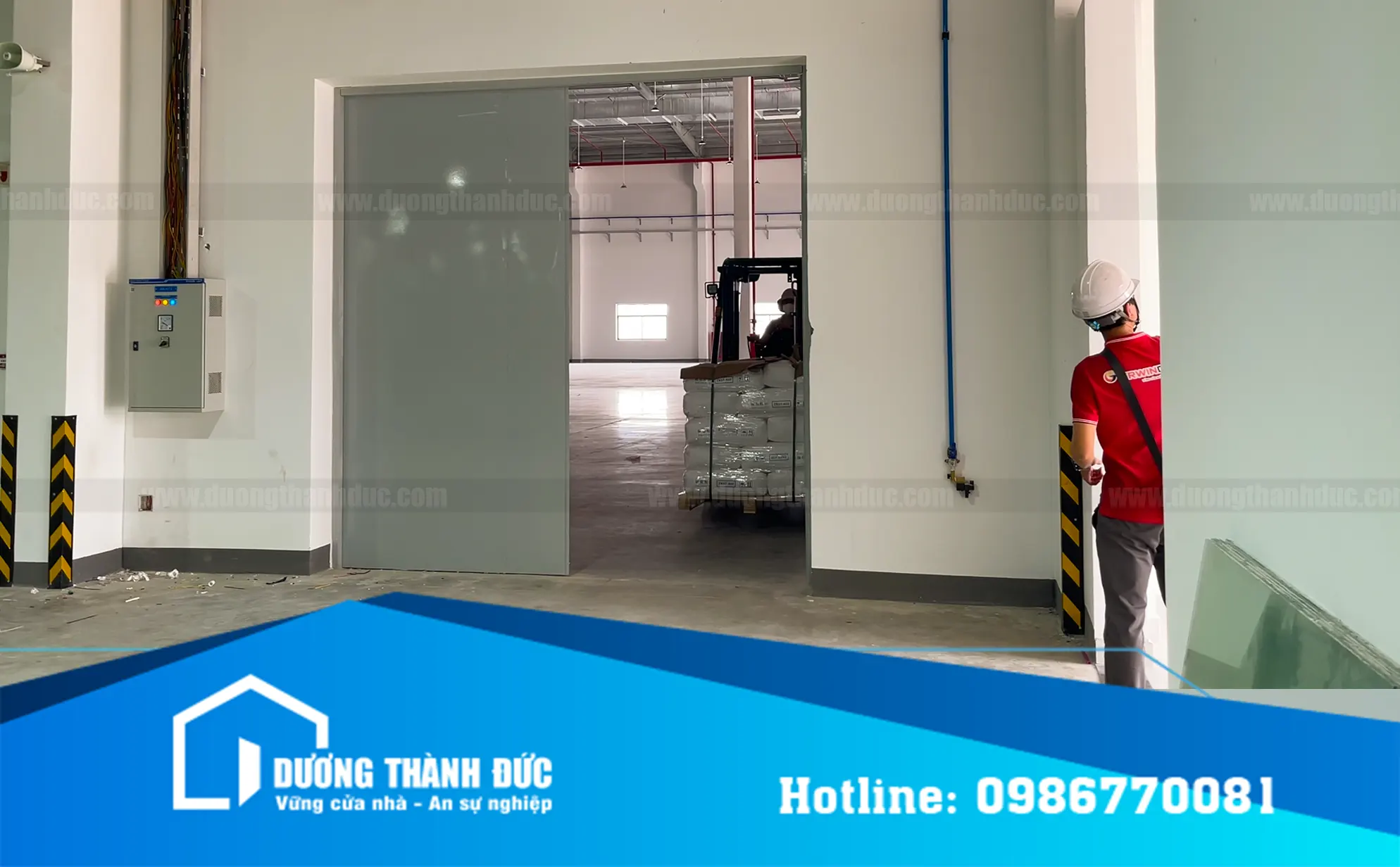 Hình ảnh thực tế ngoài công trình cửa Thép và Cửa cuốn chống cháy